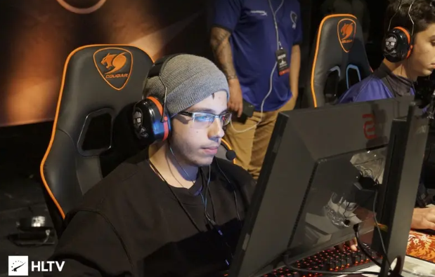 青少年球员 青少年球员