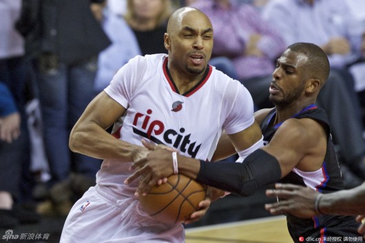 无论是男子 无论是男子